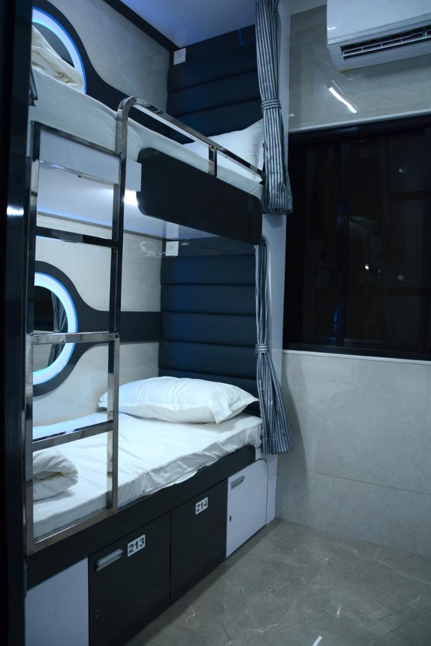 Ocean Dormitory Bombaim Exterior foto